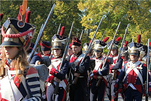 爱游戏地址-尼伦堡迎来关键德国足球联赛战役的简单介绍