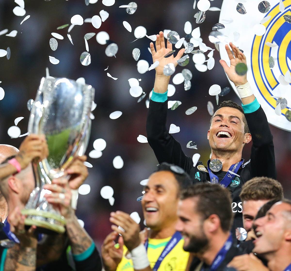 利物浦替补席深度成优势，冲击世俱杯冠军的简单介绍