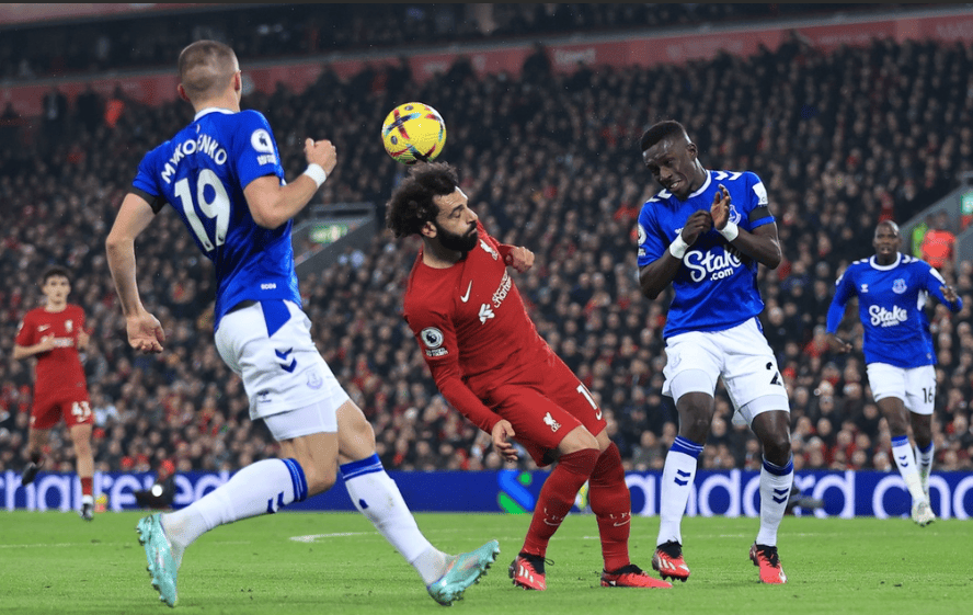 爱游戏课程-包含曼联防线稳固,力拼利物浦全力拿分的词条