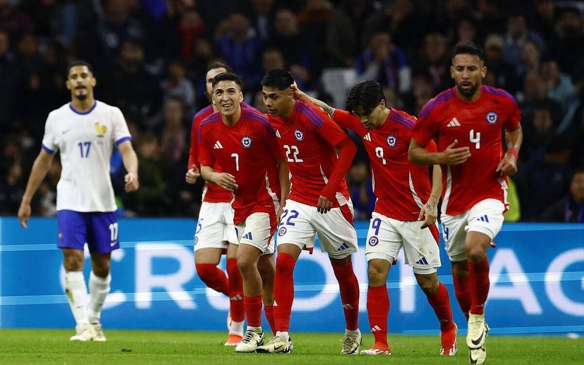 爱游戏登录-法甲比赛激动人心,球迷热情高涨