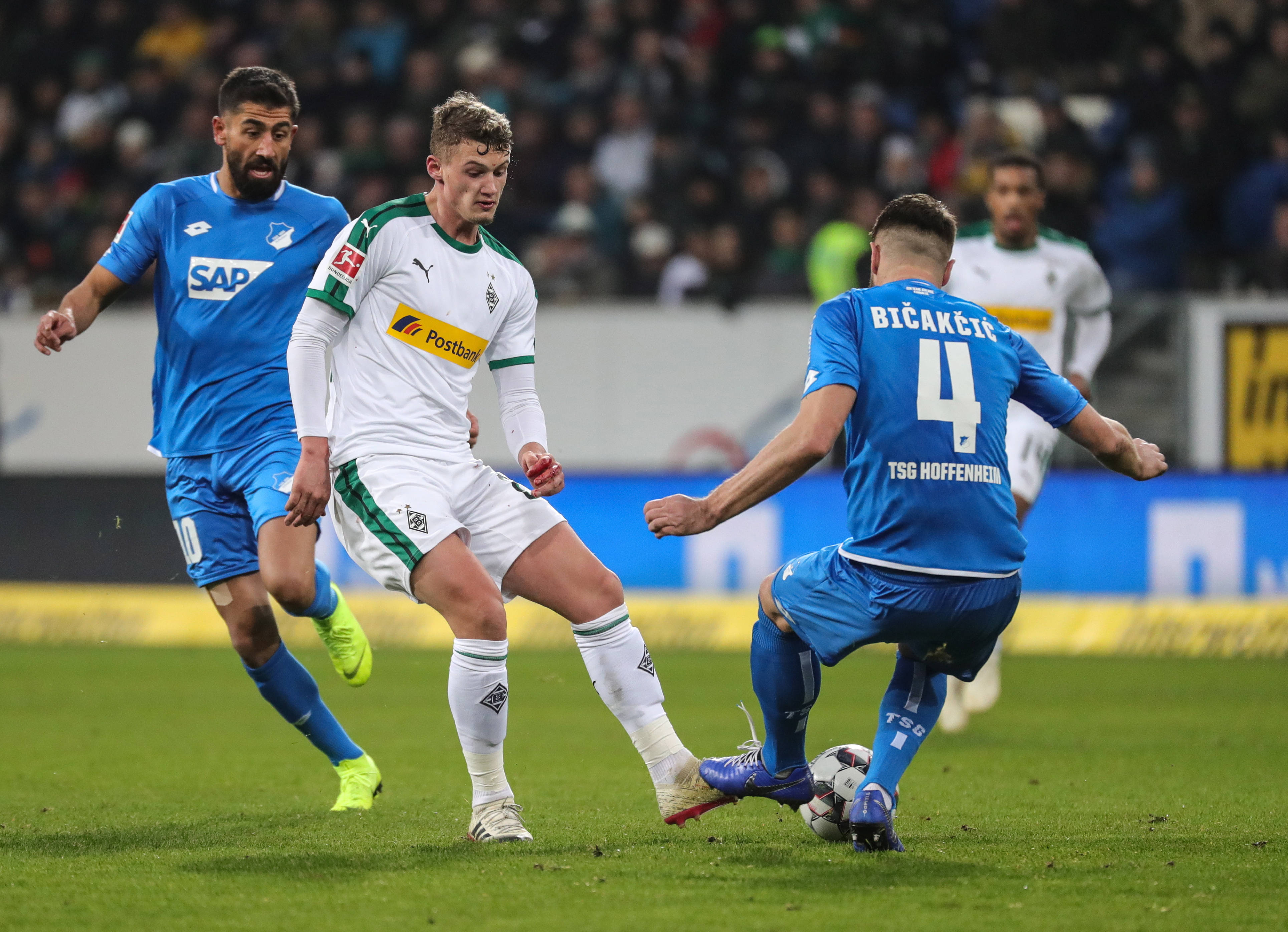 爱游戏官网登录网址-布里斯托尔城客场遭遇逆转，保级形势严峻的简单介绍