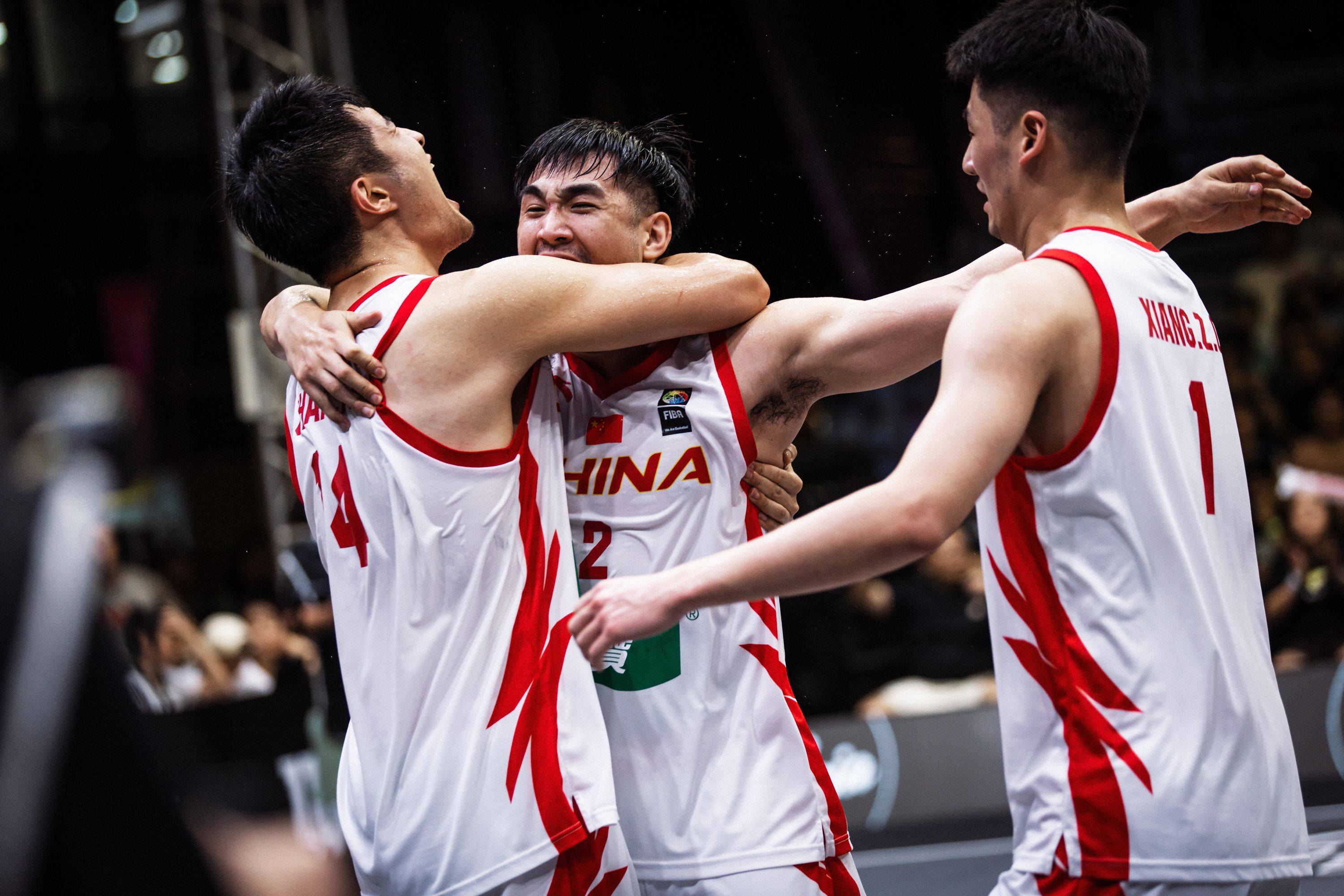 爱游戏新闻-亚洲杯篮球赛揭幕,球员们展现实力