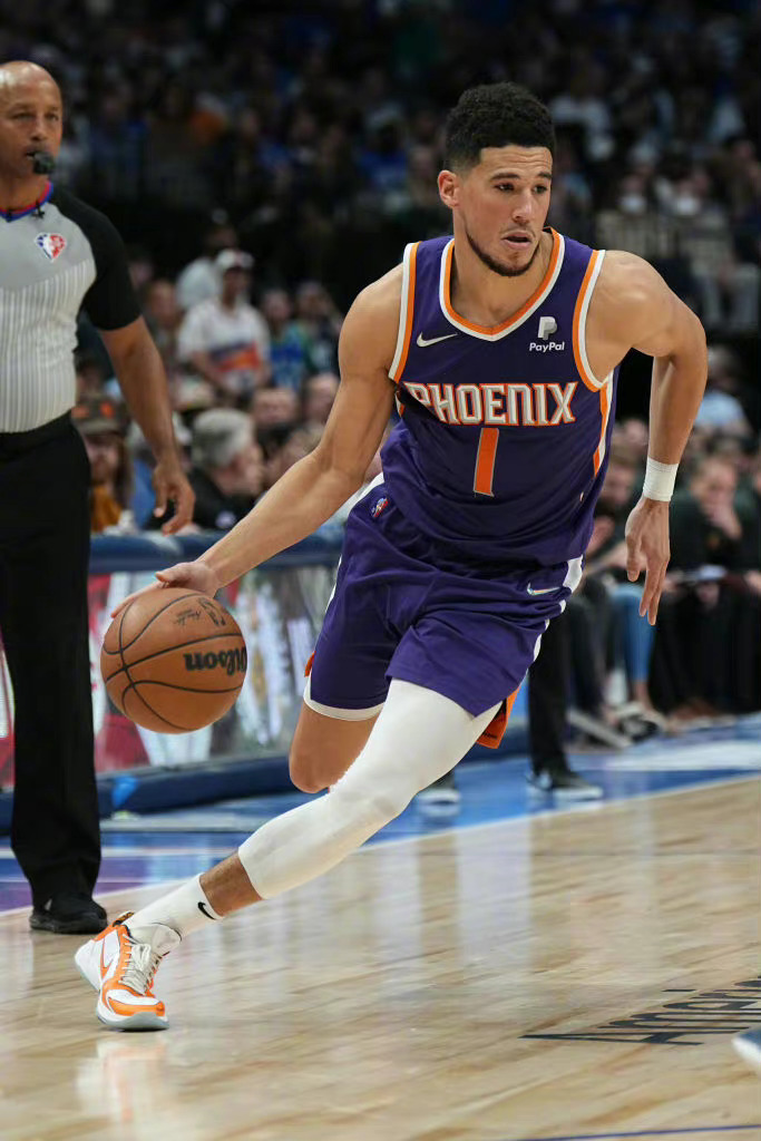 爱游戏馆-贝内文托防守失误导致败局,球队遭遇失利的简单介绍