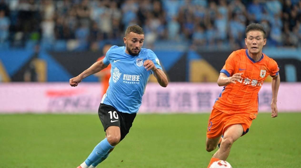 申花遭遇困境,球队在比赛中遇到一些挑战 申花遭遇困境,球队在比赛中遇到一些挑战