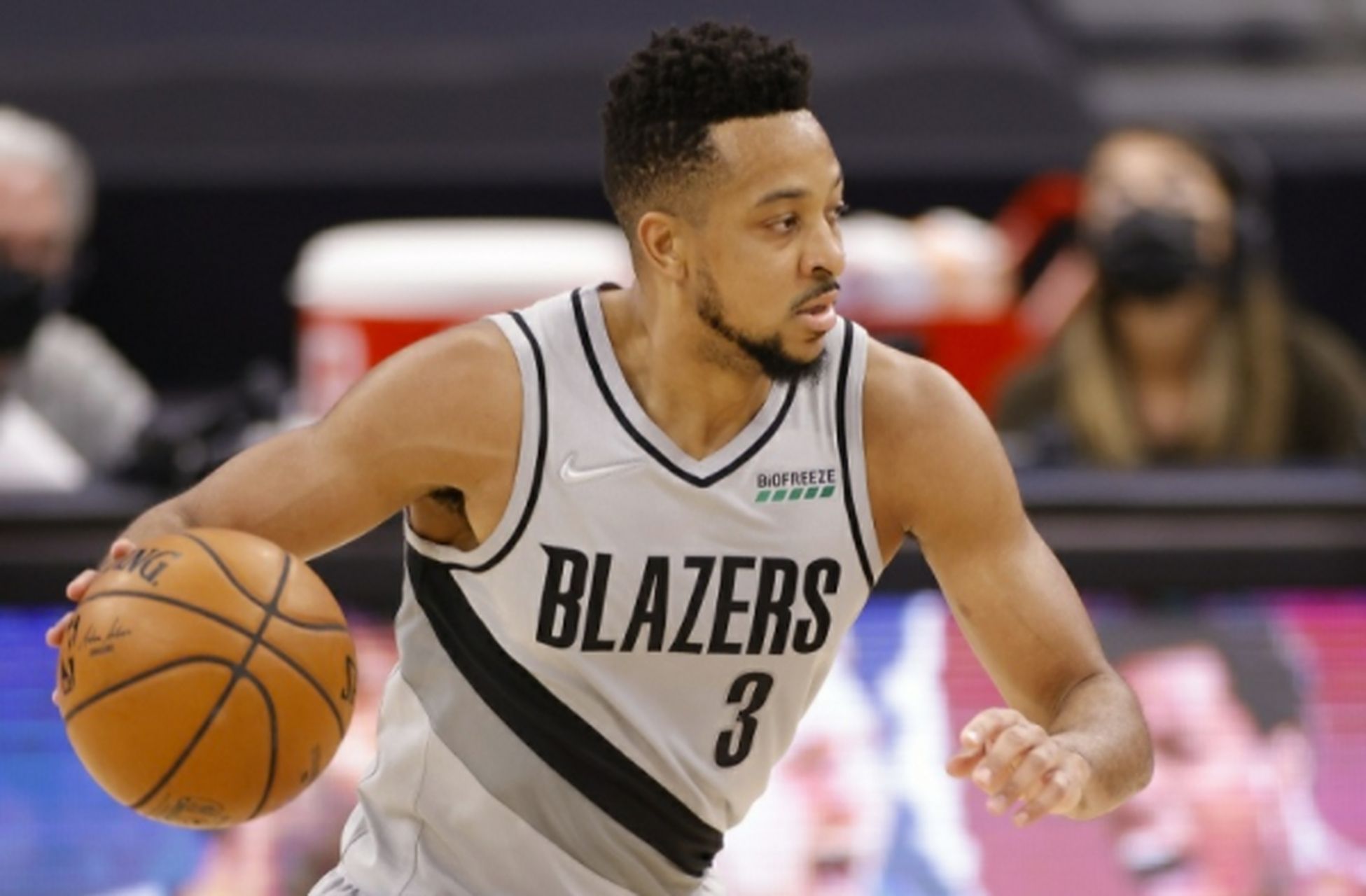 黑马球队挑战强手,反客为主夺冠 黑马球队挑战强手,反客为主夺冠