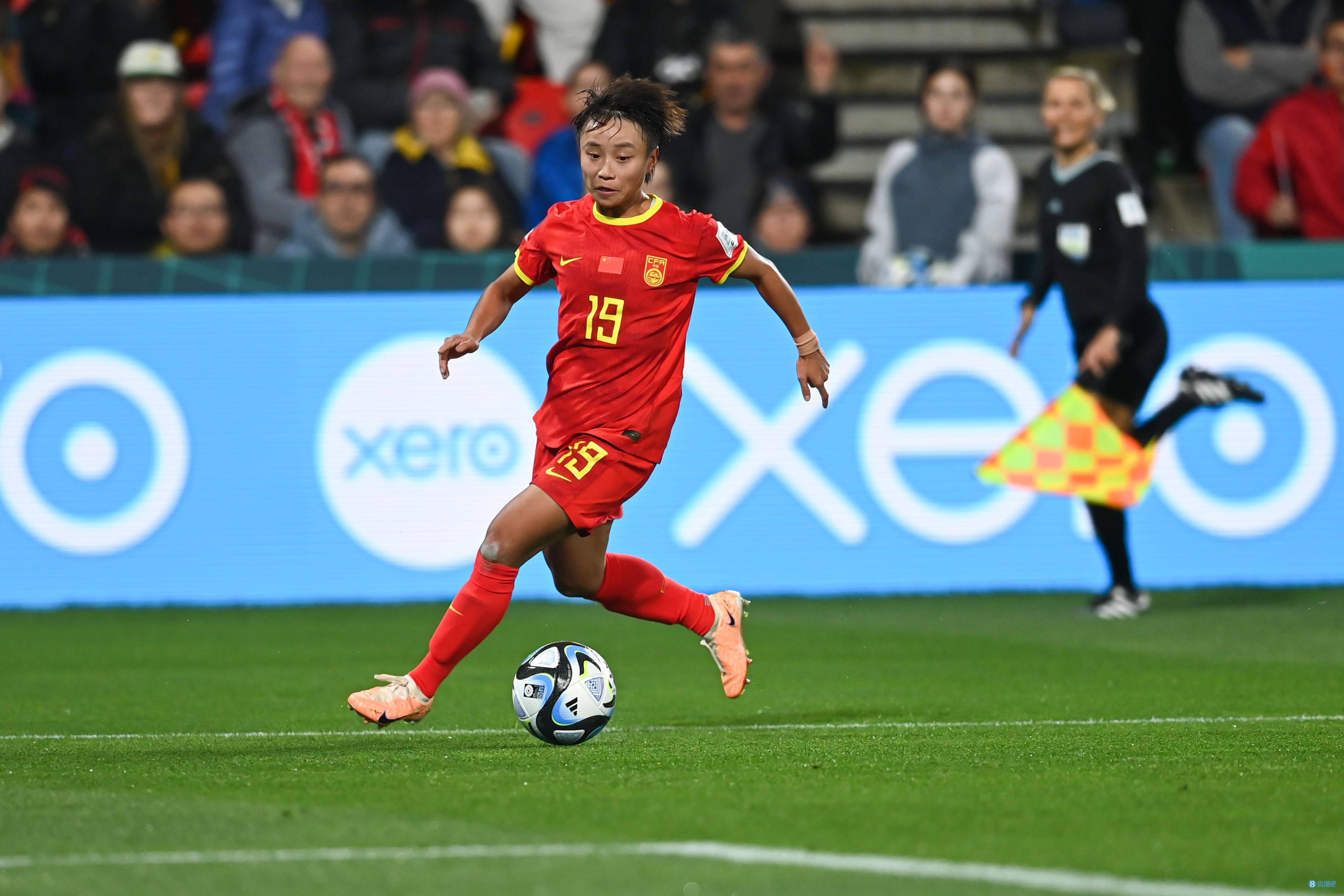 中国女足在国际赛场中展现出色表现 中国女足在国际赛场中展现出色表现