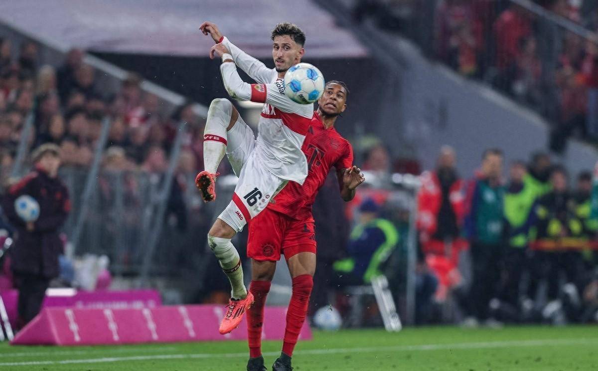 爱游戏网站-尤文图斯遭遇巴塞罗那的强大挑战