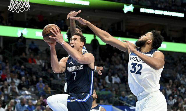 火箭负于马刺,遭遇三连败的简单介绍 火箭负于马刺,遭遇三连败的简单介绍