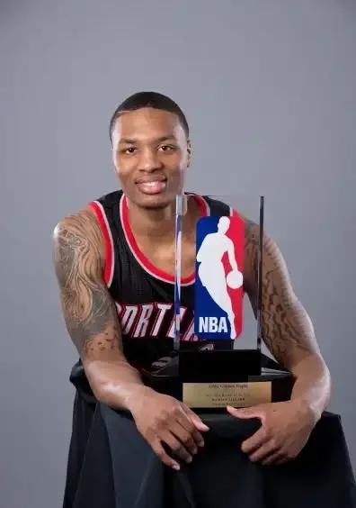 拓荒者轻取奇才,利拉德成为得分王 拓荒者轻取奇才,利拉德成为得分王