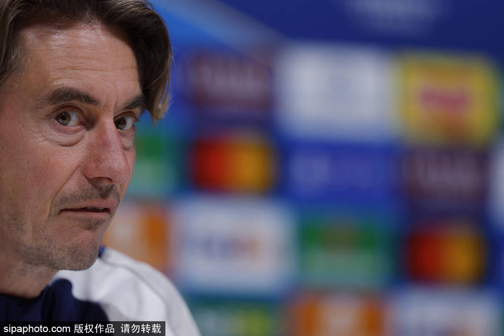 爱游戏入口-人惊险胜勇士，西蒙斯关键封盖绝杀的简单介绍