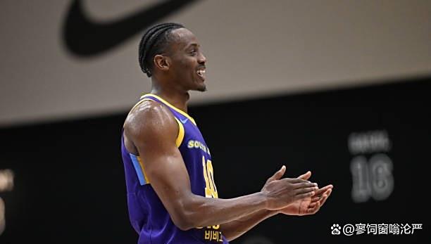爱游戏娱乐-关于湖人队老将状态起伏不定,球队整体稳定性受质疑的信息